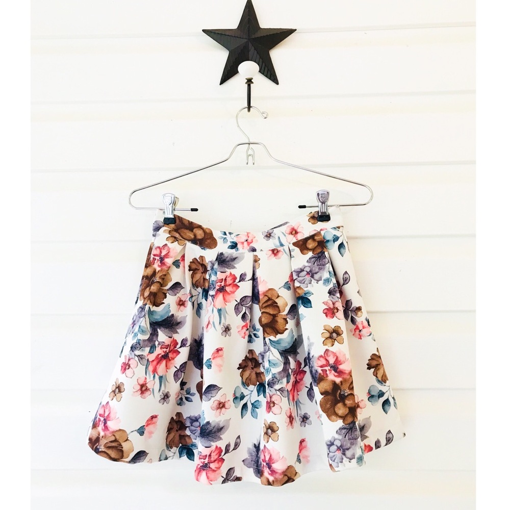 NASTY GAL Floral skater skirt